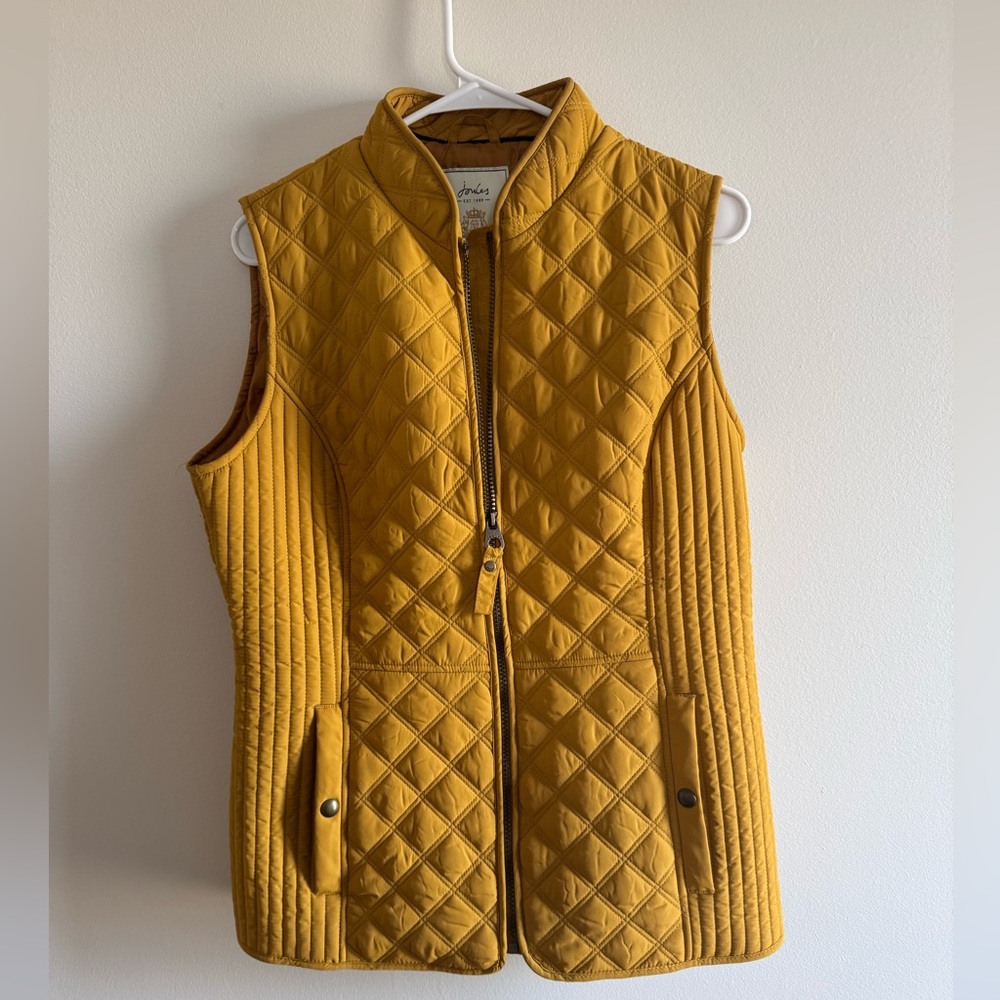 Joules Minx Quilted Vest - Like New - Size 10 - Picture 4 of 6